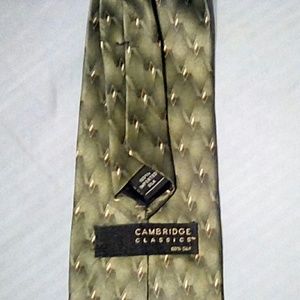 Cambridge Classics Accessories - Cambridge Classics 100% Silk Tie Cambridge Classics Accessories - Cambridge Classics 100% Silk Tie